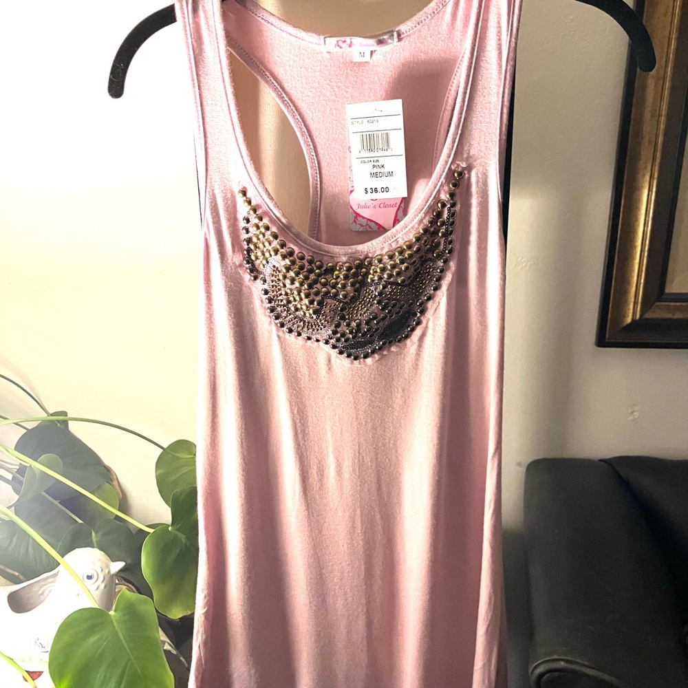 NWT Julia’s Closet Pink Metal Studded Tank Top medium Soft Rayon Spandex USA